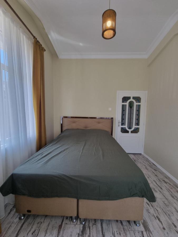 Daire Eski Lara Merkezde Deniz Manzaralı Daire Antalya