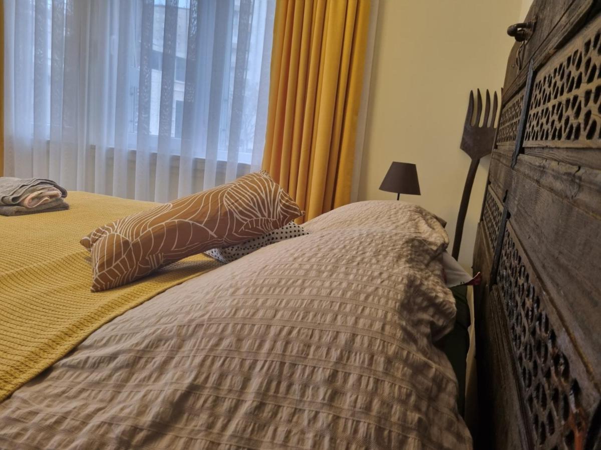 Daire Eski Lara Merkezde Deniz Manzaralı Daire Antalya