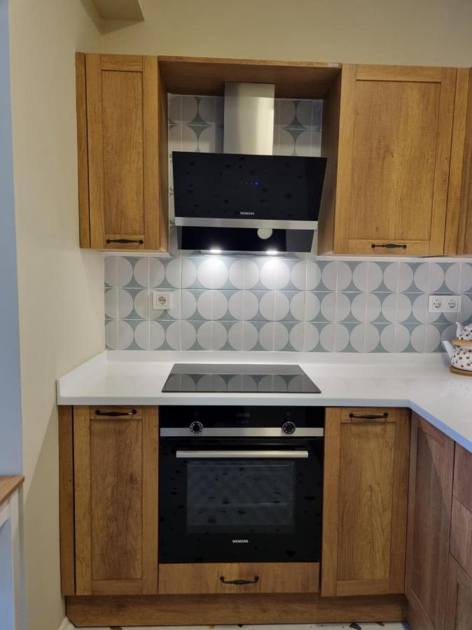 Eski Lara Merkezde Deniz Manzaralı Daire Daire Antalya