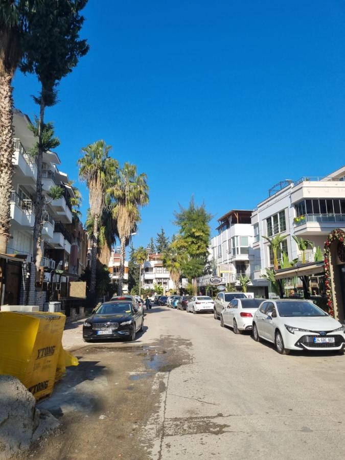 Eski Lara Merkezde Deniz Manzaralı Daire * Antalya