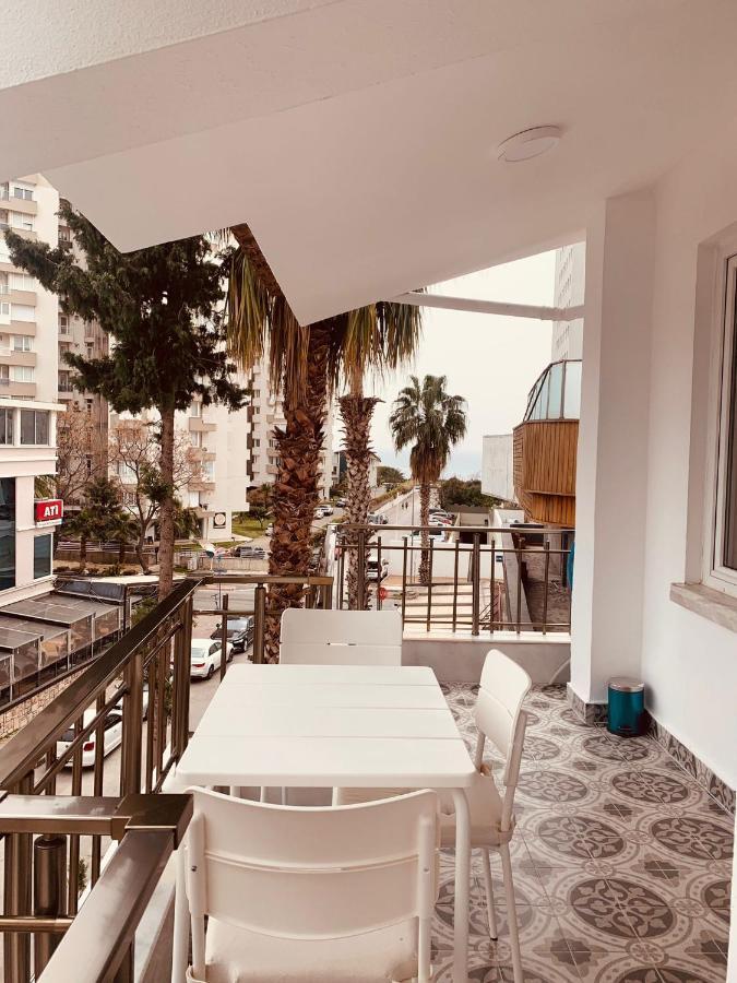 Eski Lara Merkezde Deniz Manzarali Daire Apartment *