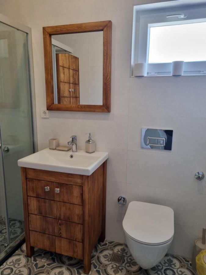 Eski Lara Merkezde Deniz Manzarali Daire Apartment